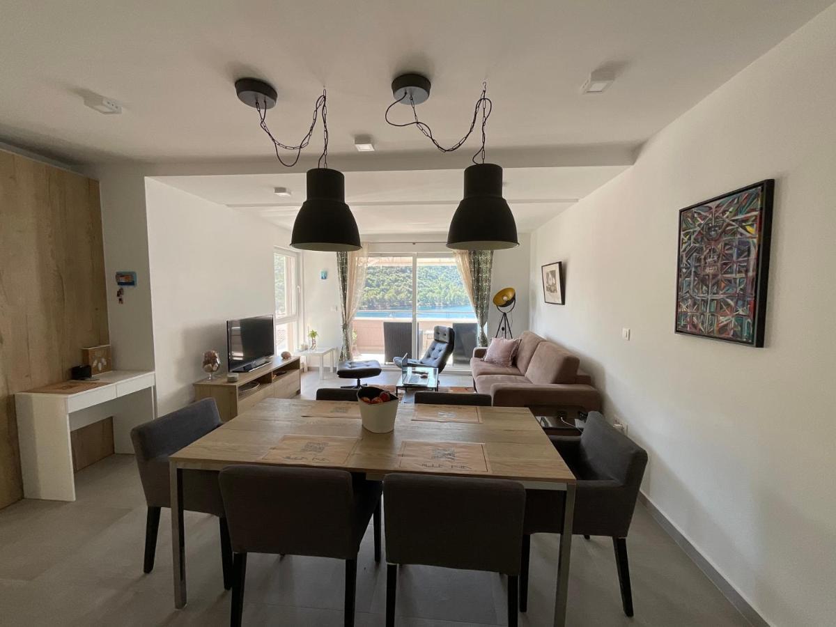 Villa Iva Lastovo Uble 外观 照片