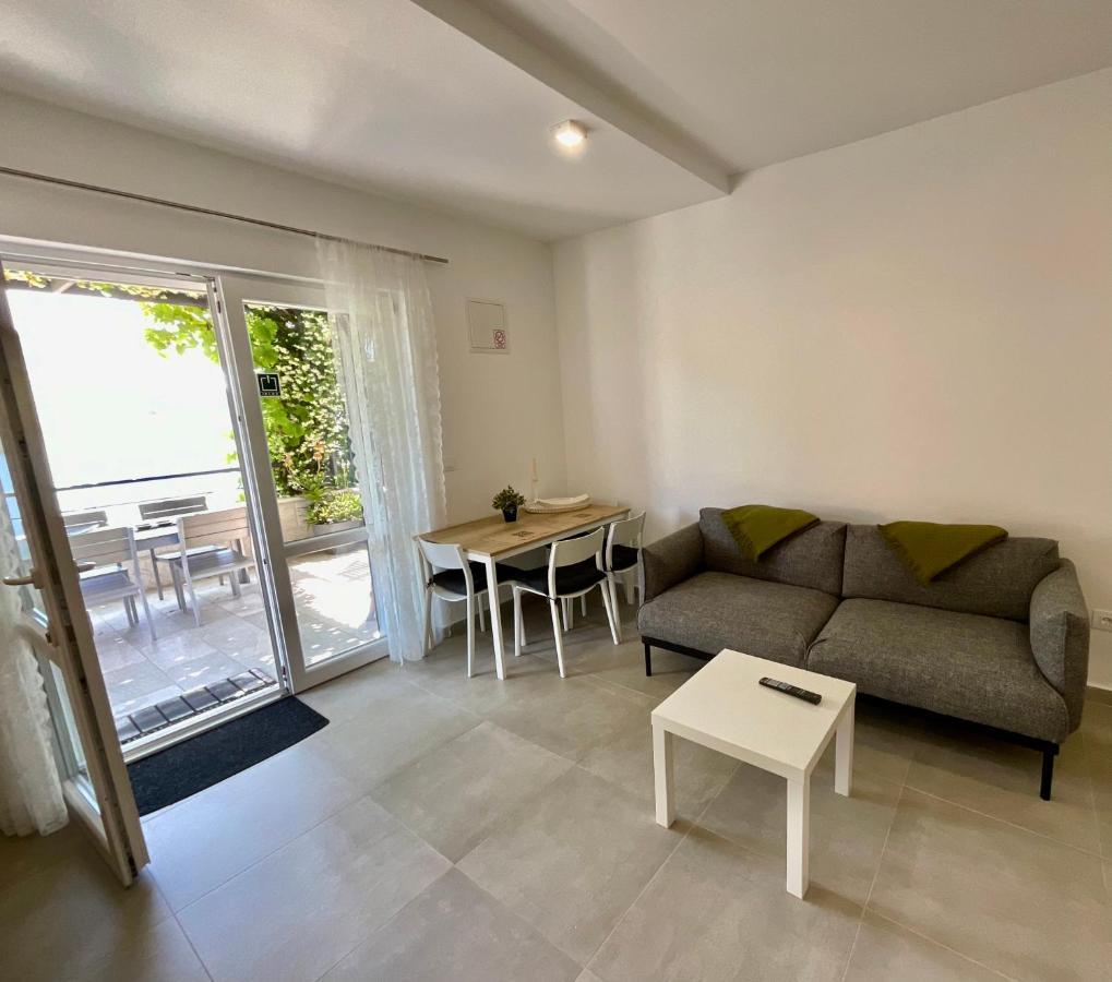 Villa Iva Lastovo Uble 外观 照片