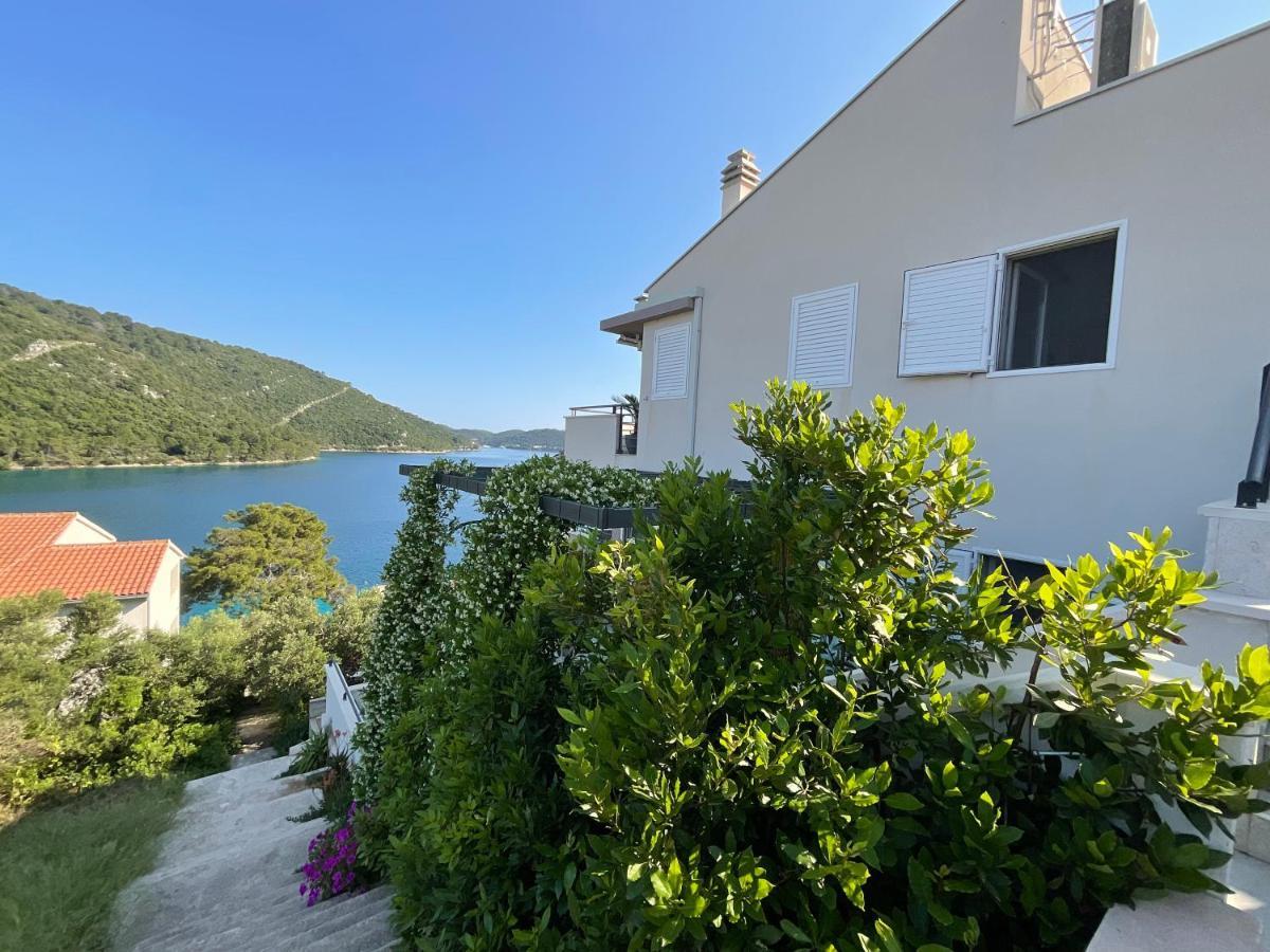 Villa Iva Lastovo Uble 外观 照片