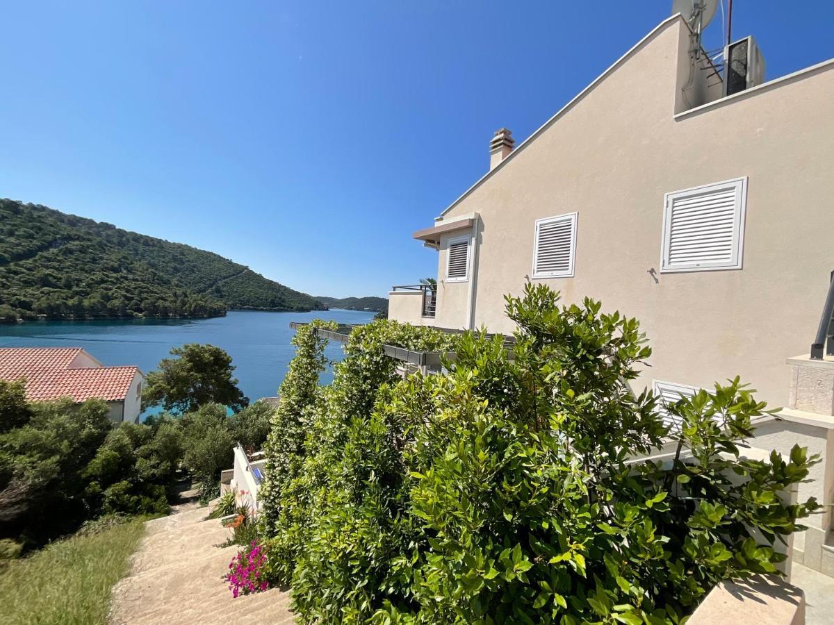 Villa Iva Lastovo Uble 外观 照片